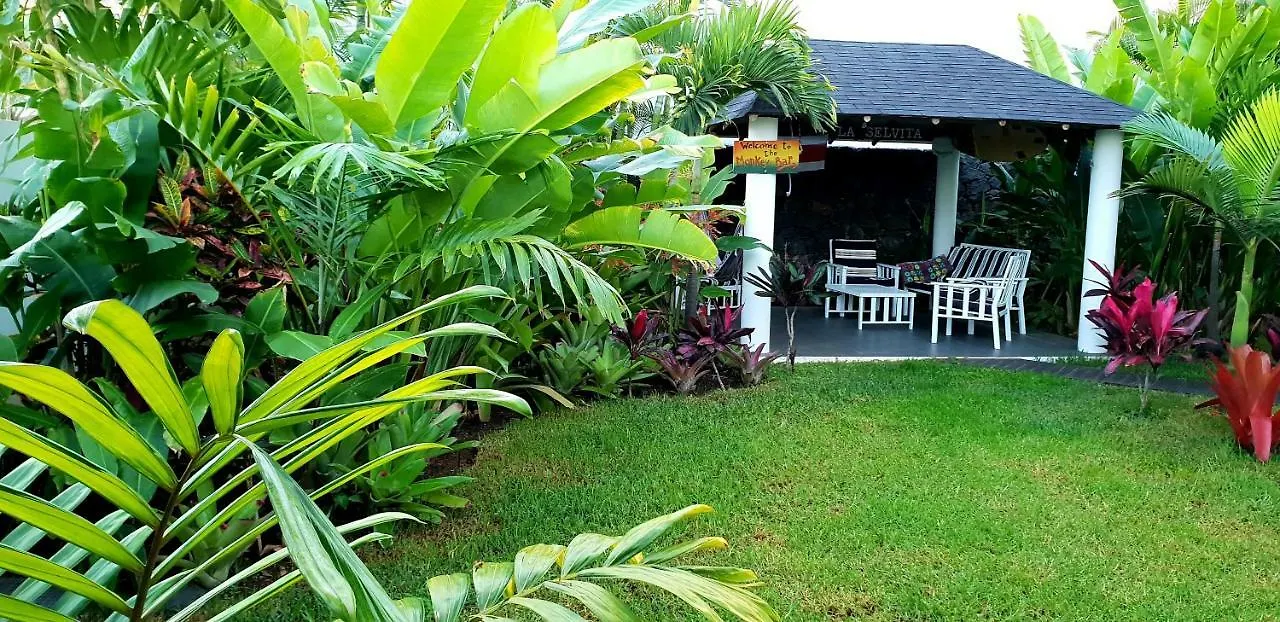 La Selvita Bajamar  Homestay